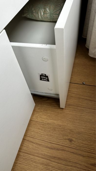 Cama Ikea 4 gavetões + colchão