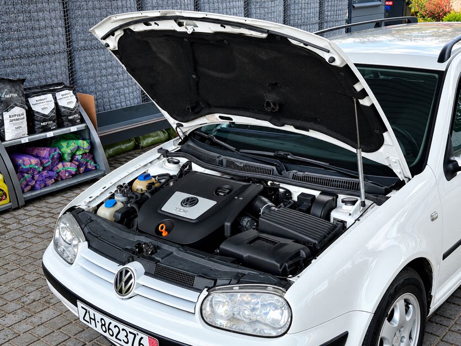 Продам Volkswagen Golf 4 1.9 турбо дизель в идеальном состоянии