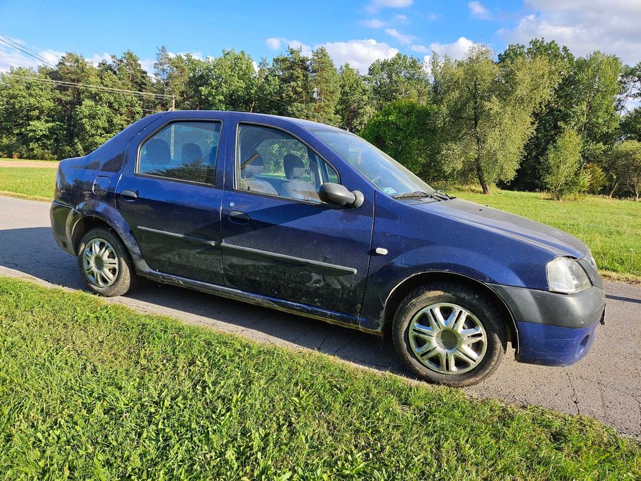Dacia Logan z 2005