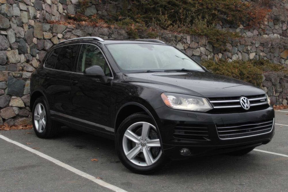 Volkswagen Touareg VR6 Lux      2014