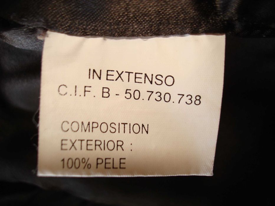 Casaco 44 em pele In Extenso como novo
