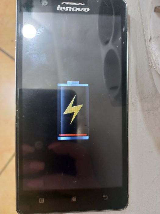 Телефон Lenovo  кнопочный телефон наушники