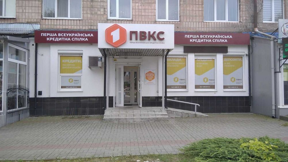 Вбудоване приміщення, площею 72,30 кв.м. м. Радивилів