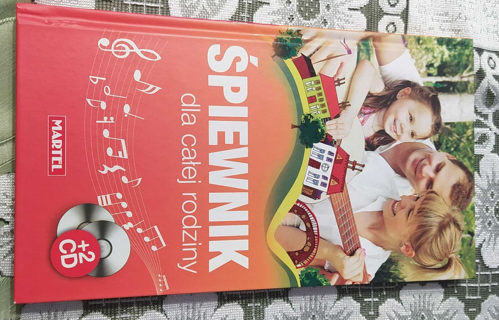 Śpiewnik z chwytami na gitarę 2 płyty