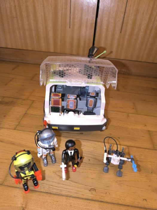 Playmobil super 4 carro camaleão com gene + 2 bonecos astronautas