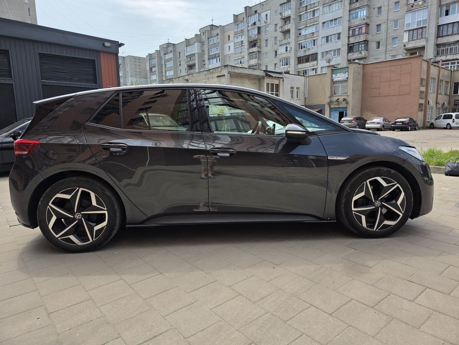 Volkswagen id3 pro S 82kw 550км