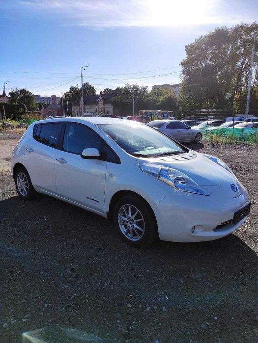 Nissan leaf  24 кВт