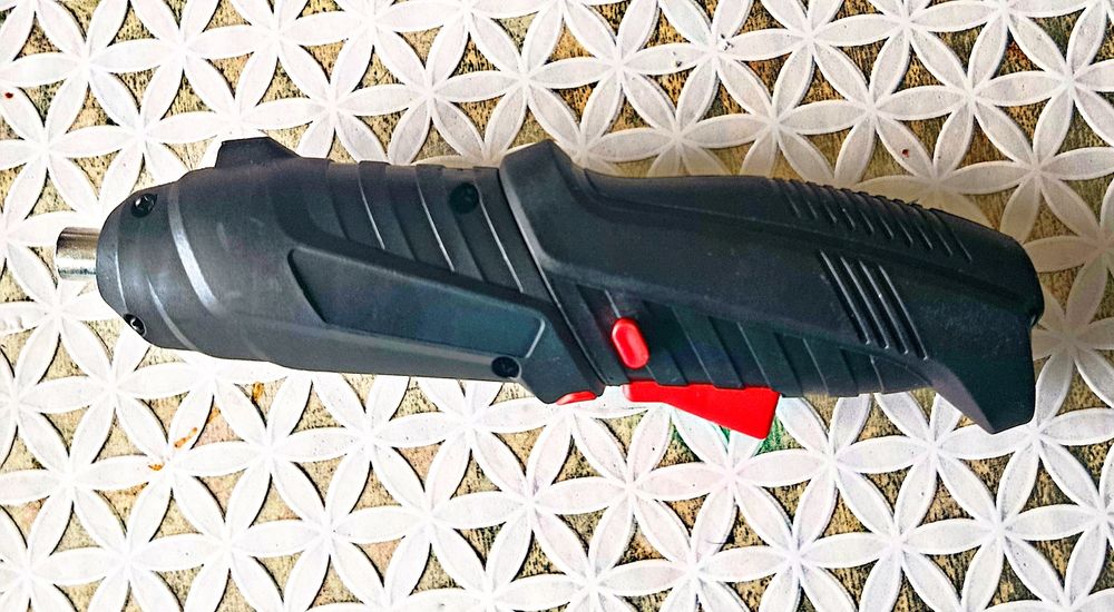 Набір акумуляторного шуруповерта