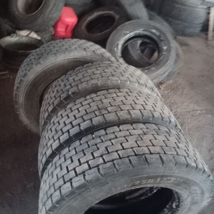 Резина 235/75 r17.5