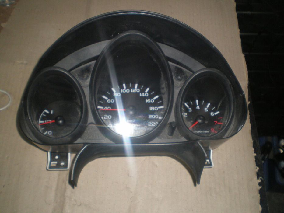 Quadrante / painel de instrumentos MITSUBISHI Colt VI (Z3_A, Z2_A)