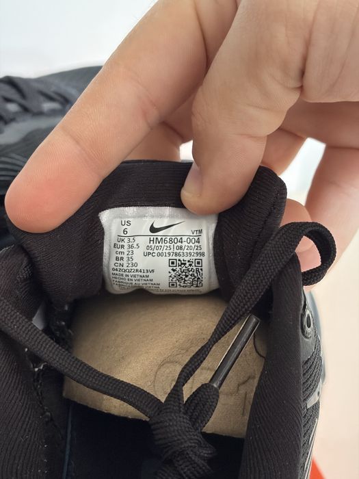 W NIKE VOMERO 18 czarne jak nowe oryginalne