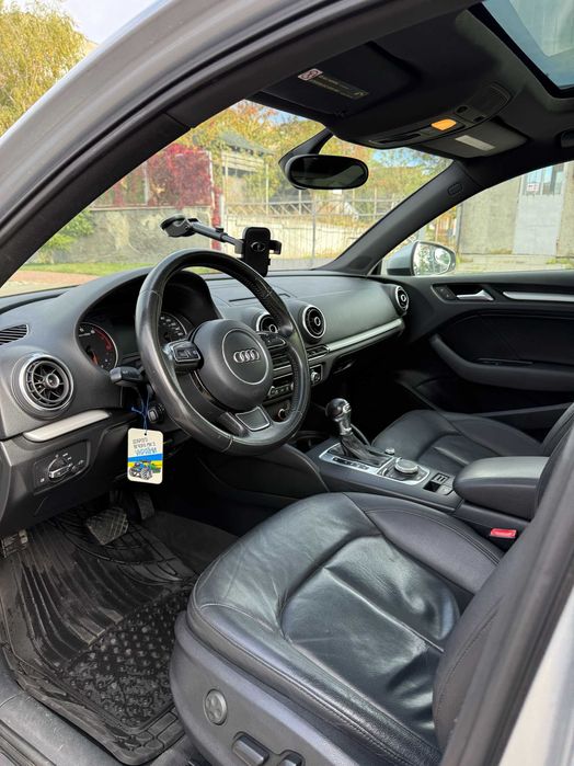 продаж авто Audi A3 2014