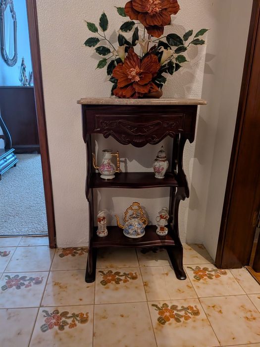 Vendo móveis em separado e sapateira