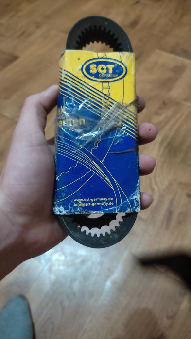 Клиновий ремінь 13X925 V467