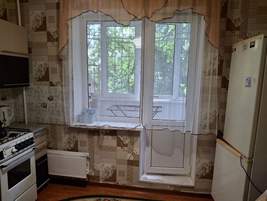 Оренда БЕЗ КОМІСІЇ. Здам 1к квартиру Троєщина, Червоної Калини 26Б. Газова плита, 2 поверх, Бойлер