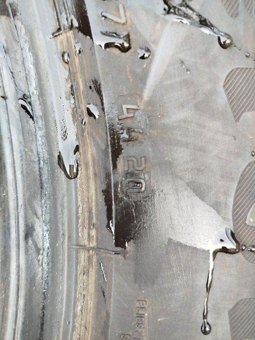 Opony  zimowe 225/60 R 18 rok 2020