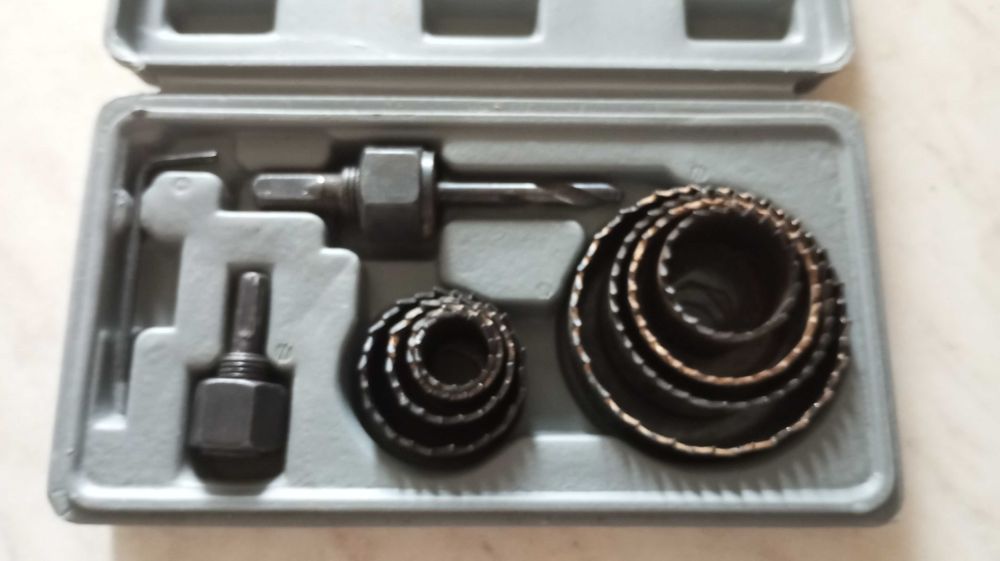 Набор корончатых фрез