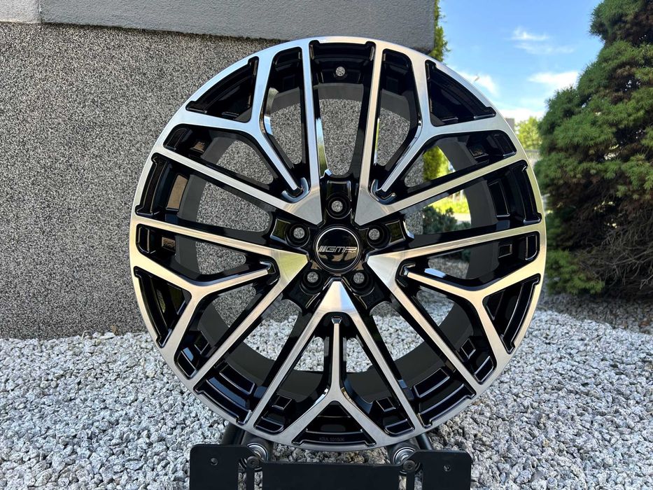 Felgi 22 x10 5x112 ET18 ET26 GMP MATERIA Audi Q8 Q7