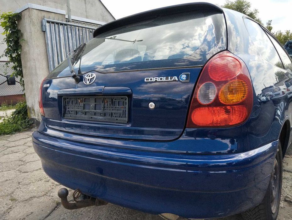 Toyota Corolla E11 3D 1.6VVT-i 2002r.Klapa bagażnika.