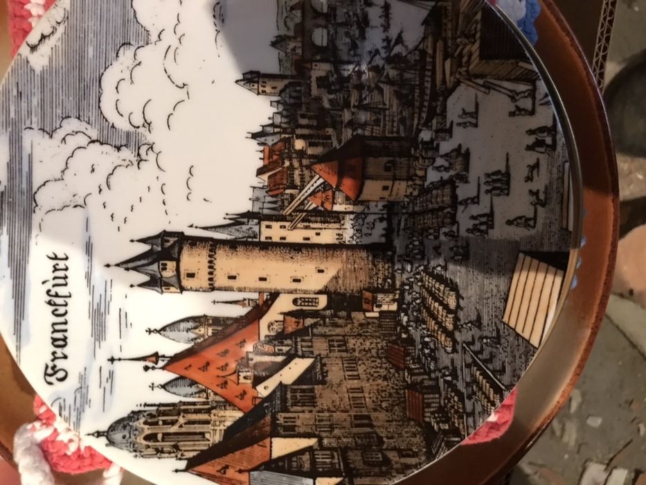 Тарелка настенная