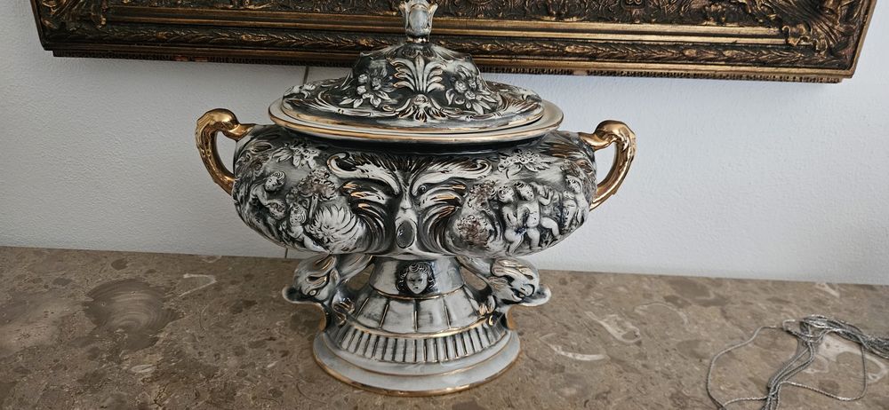 Terrina ornamental da Pereiras Valado