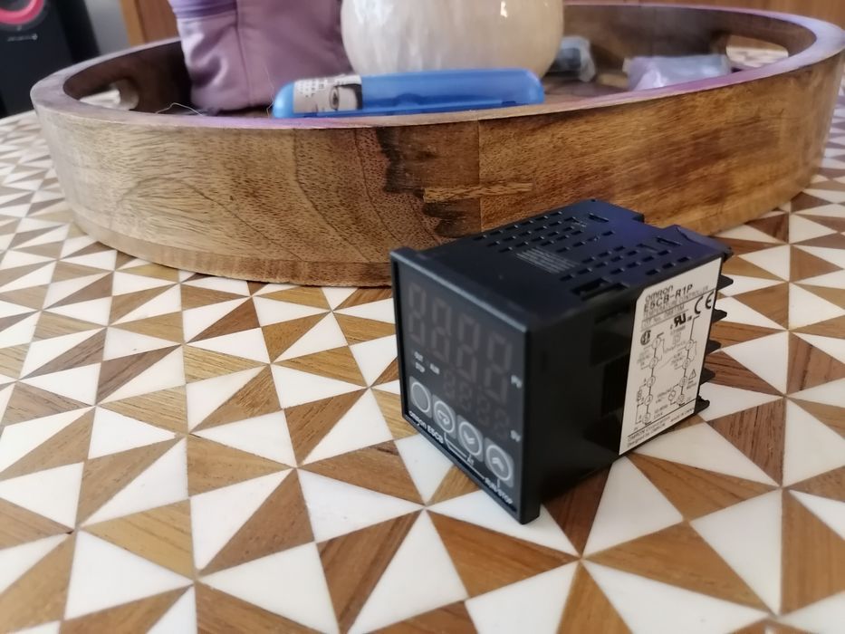 Temperature Controller64752268434179123