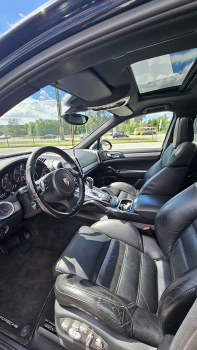 Porsche Cayenne 2011 VIN WP1ZZZ92ZBLA35164 фото оголошення 11 з 24