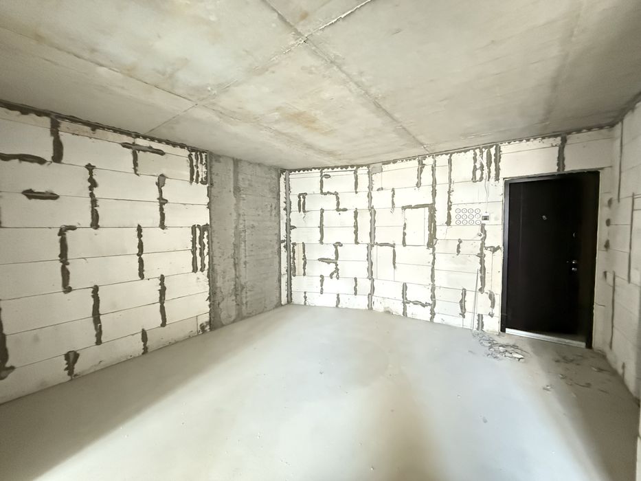 Продаж квартири в новвобудові вул. Смакули