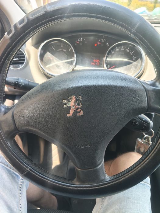Vendo peugeot 5008