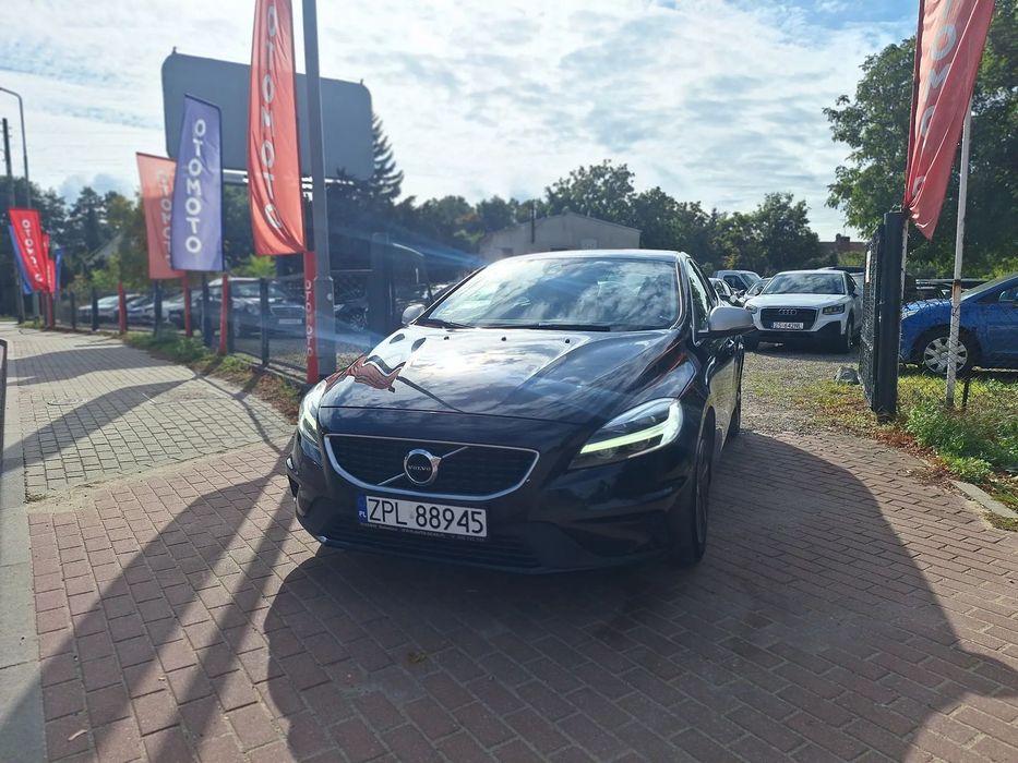 Volvo V40