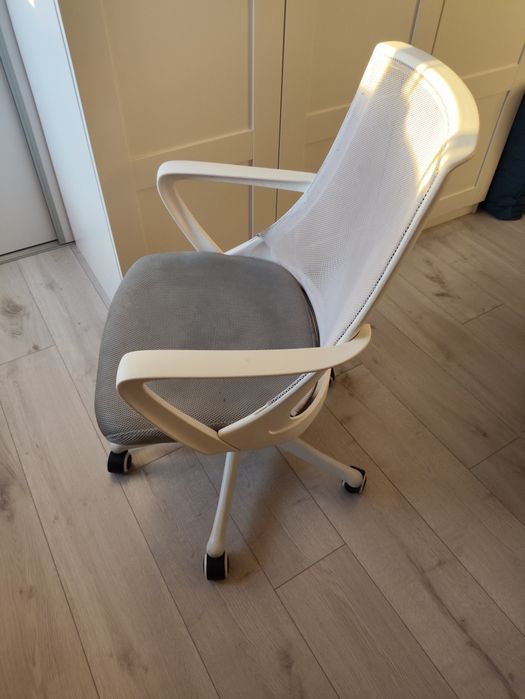 Krzesło obrotowe biurowe