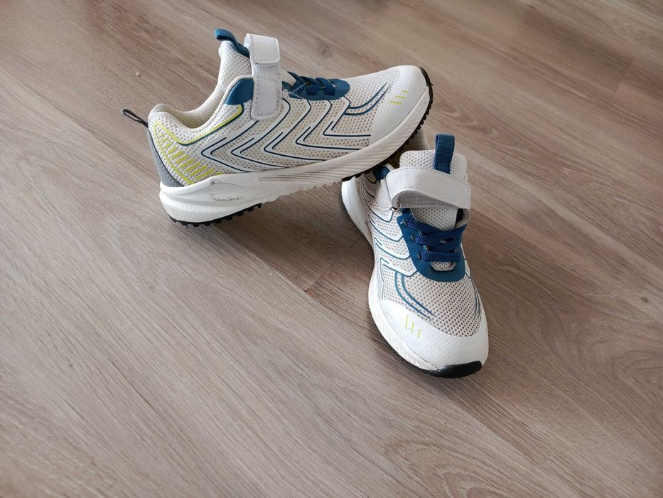 Sprzedam buty chłopięce