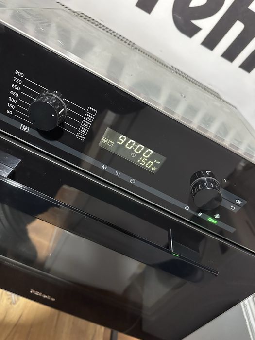 Мікрохвильова піч Miele