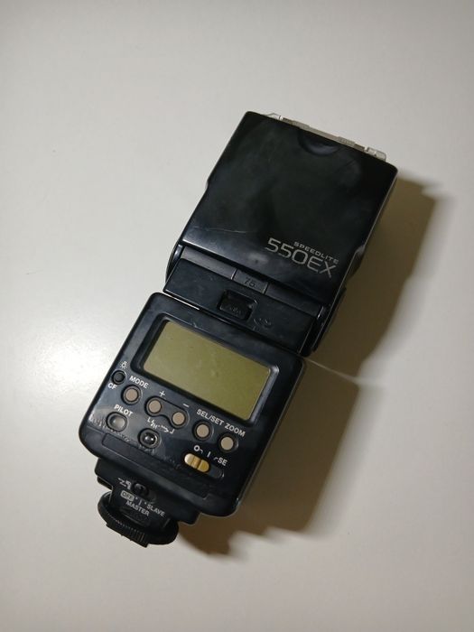 Слалах canon speedlite 550ex