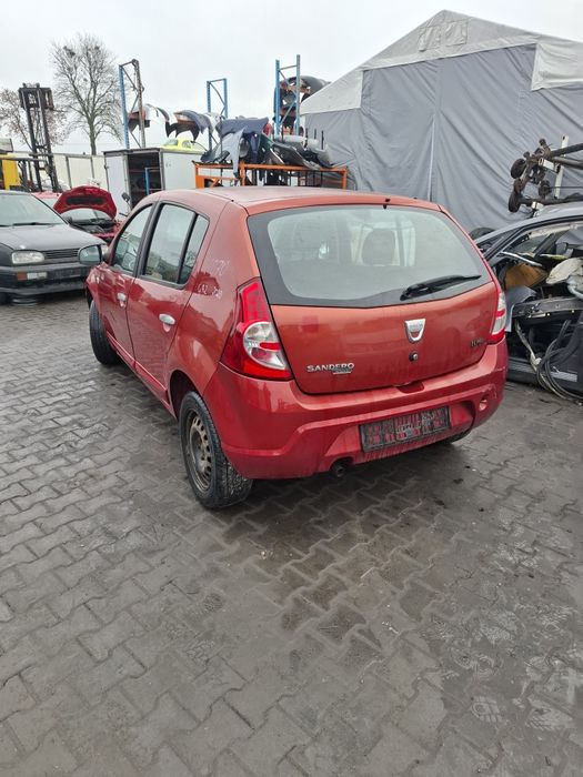 Dacia Sandero I Drzwi Lewy Przód TEB76