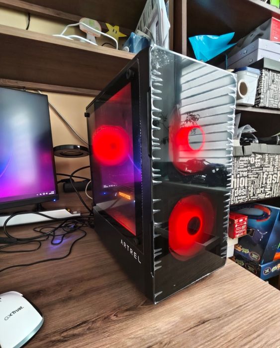 Komputer AMD Ryzen micro Tower PC z Windowsem gotowy do użytku