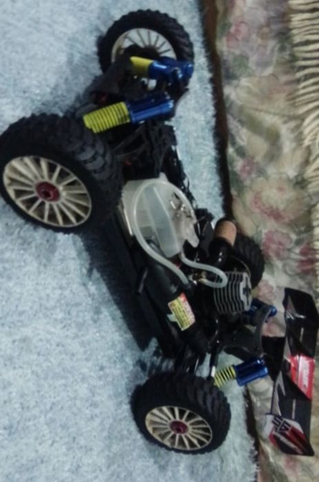 Vendo carro rc escala 1/8 carson 4.0