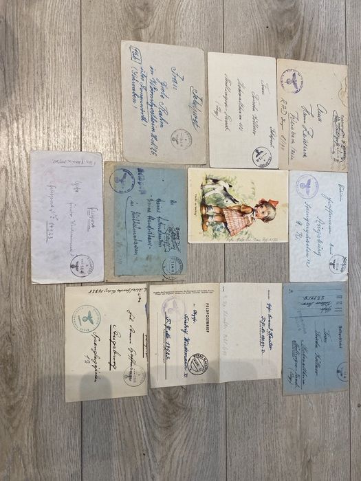 Koperty pocztowe, pocztówka i jeden list od żołnierza armii niemieckiej.