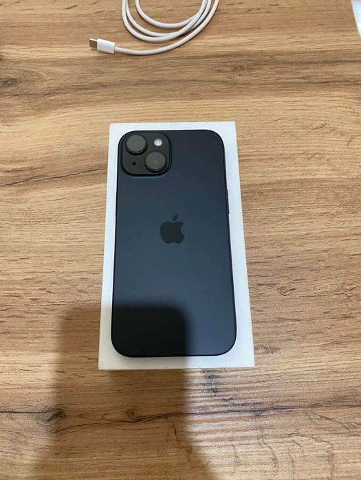 iPhone 15 Como Novo – Impecável, com Extras