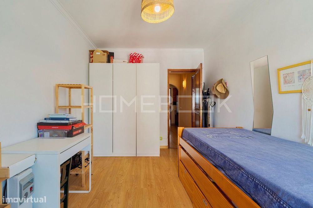 Apartamento T3 com  Arrecadação em Setúbal