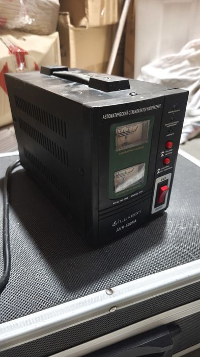 Стабілізатор напруги Luxeon AVR500 500VA 300 Вт 140-260 В Black