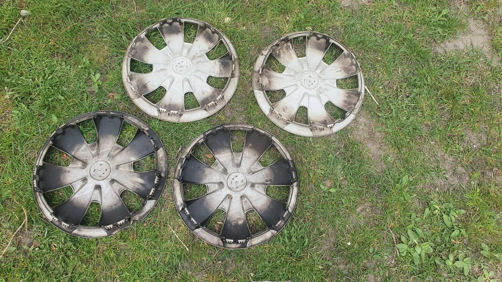 Оригінальні ковпаки Toyota r16
