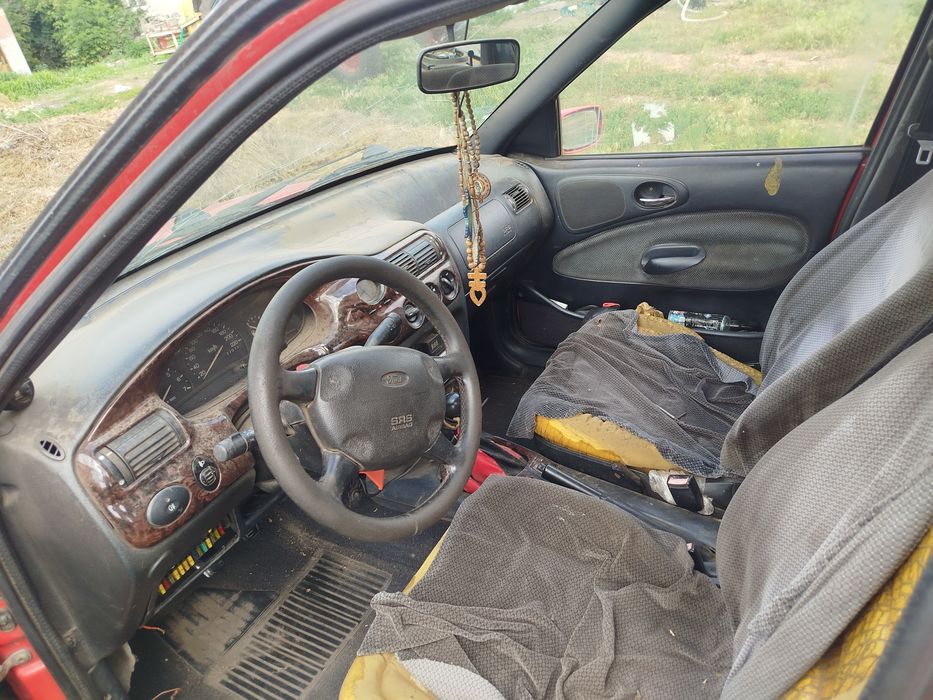 Форд ескорт продам