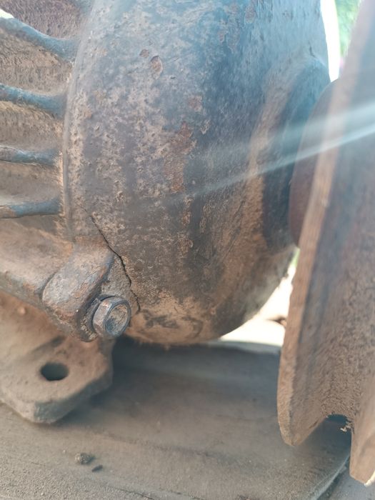 Електромотор 3квт 220в