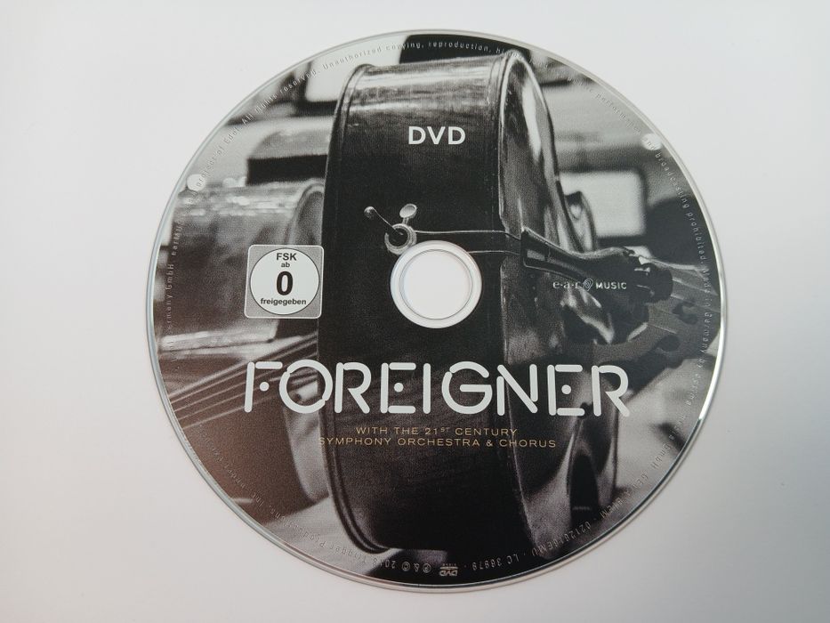 FOREIGNER - With The 21st Century Symphony Orchestra & Chorus  DVD