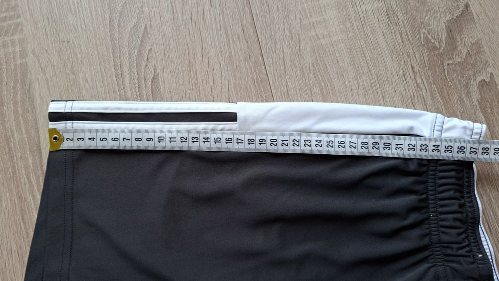 Spodenki chłopięce Adidas 152
