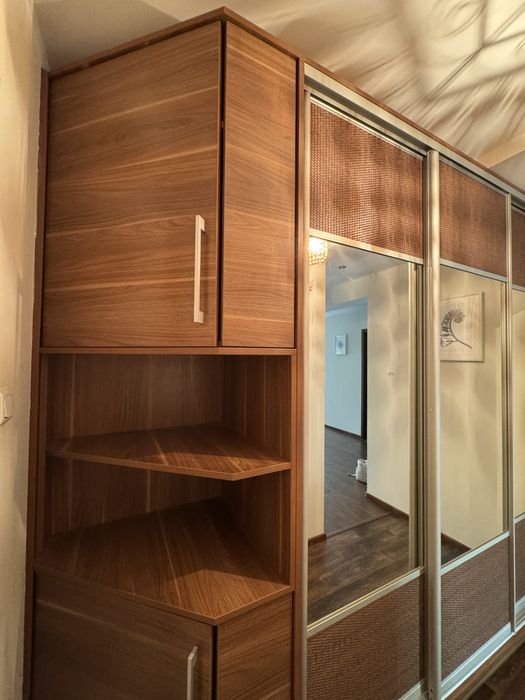 Szafa wnękowa na wymiar