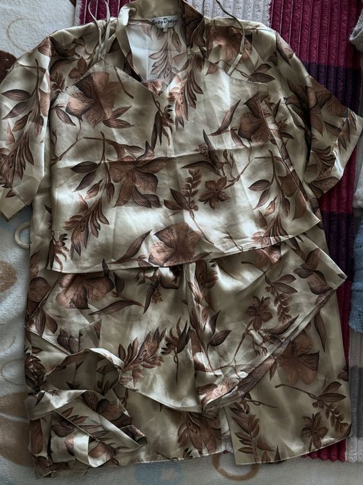 Вживані жіночі речі