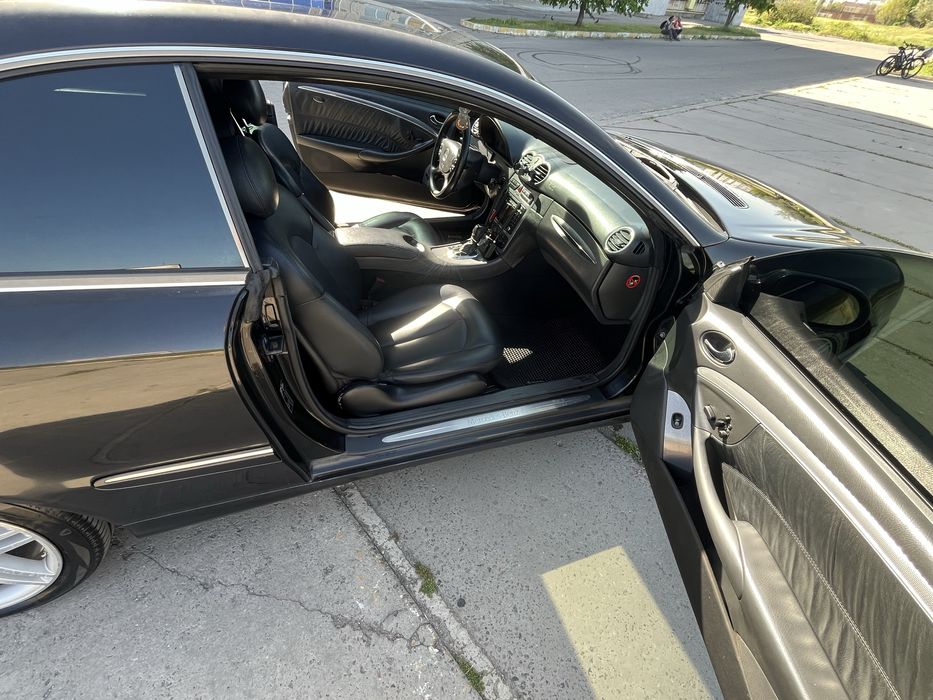 Продам Мерседес clk 2,7