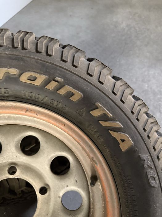 Pneus TT + Jantes TT (BF Goodrich LT 215/75/ R15)